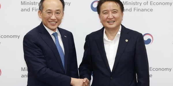 김영환 충북지사, 추경호 부총리 만나 국비지원 요청 이미지2